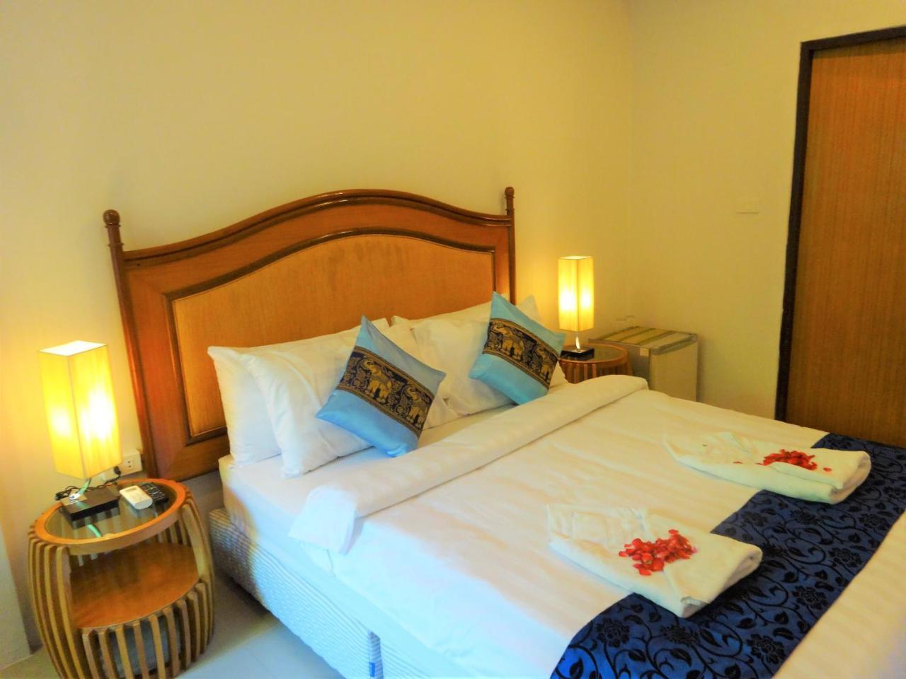 Bangrak Pier Samui Resort 外观 照片