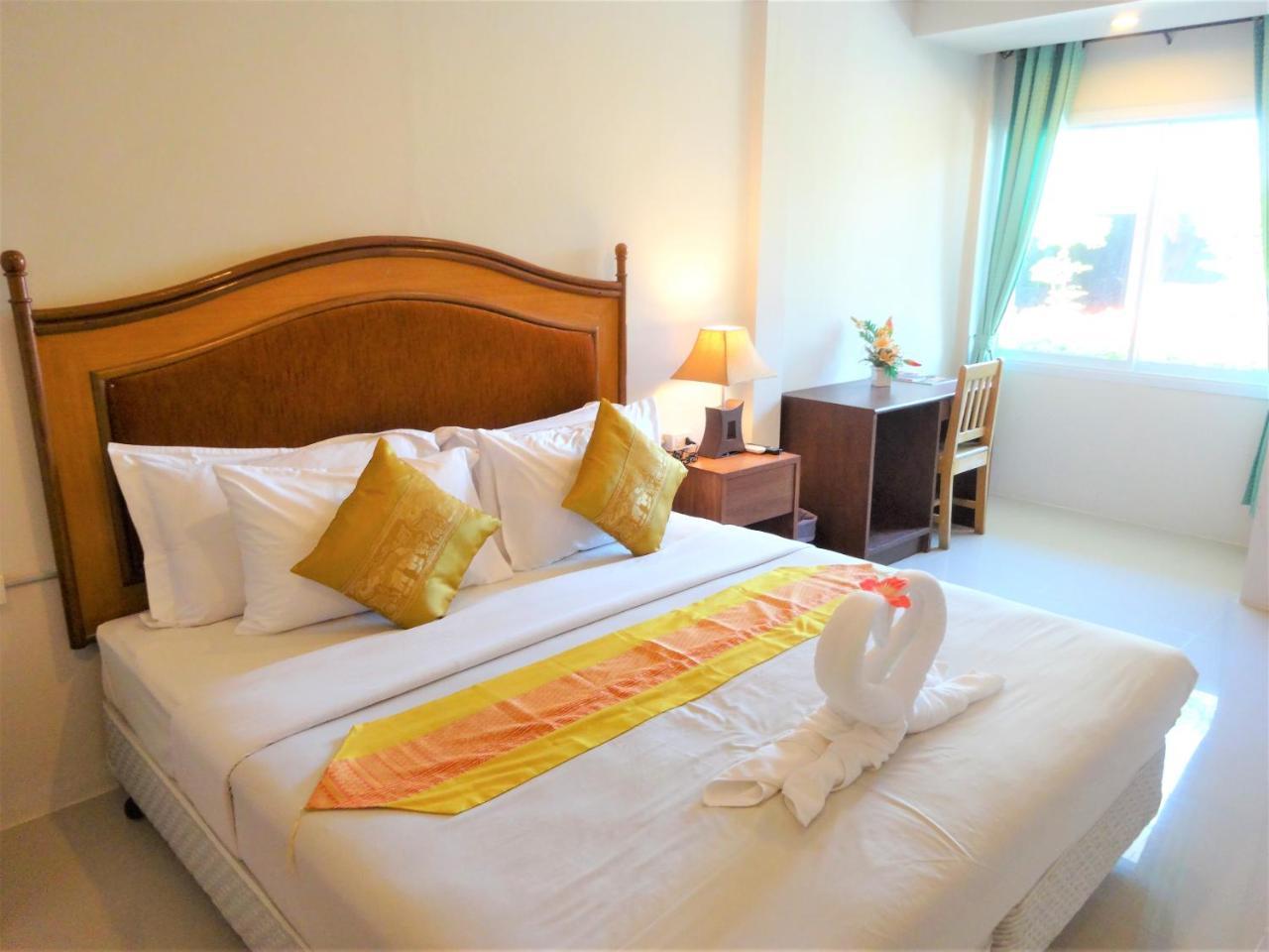 Bangrak Pier Samui Resort 外观 照片