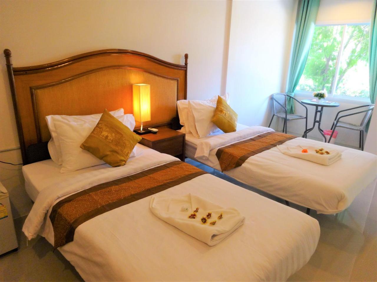 Bangrak Pier Samui Resort 外观 照片