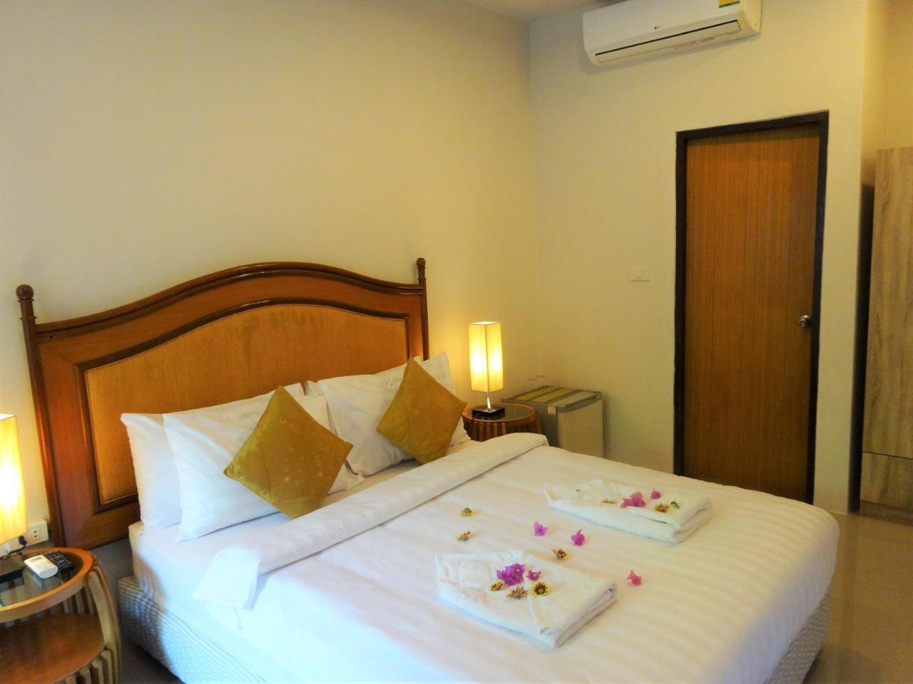 Bangrak Pier Samui Resort 外观 照片